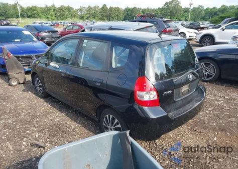 2008 Honda Fit из США, поврежденный, VIN JHMGD384X8S071913